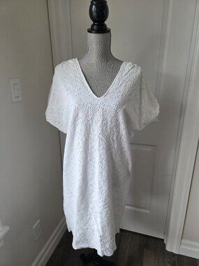 Lauren Ralph Lauren Eyelet white short dress puff sleeve v neck cotton size 4